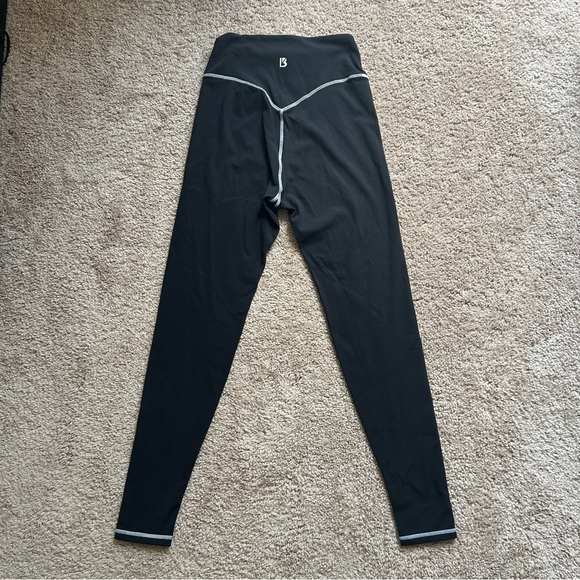 BuffBunny Onyx Black White Contrast Samba High-Waisted Leggings Size Small - Picture 6 of 11